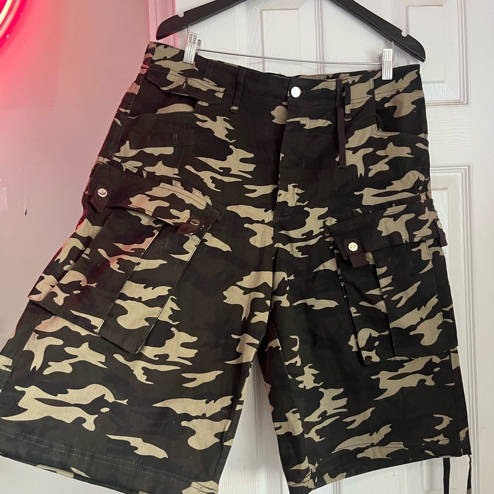 Men's Camouflage Cargo Shorts